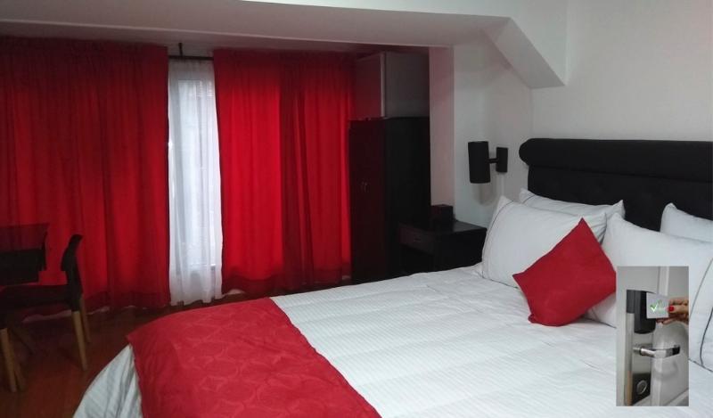 Hotel Veler Restaurante 메딜린 외부 사진