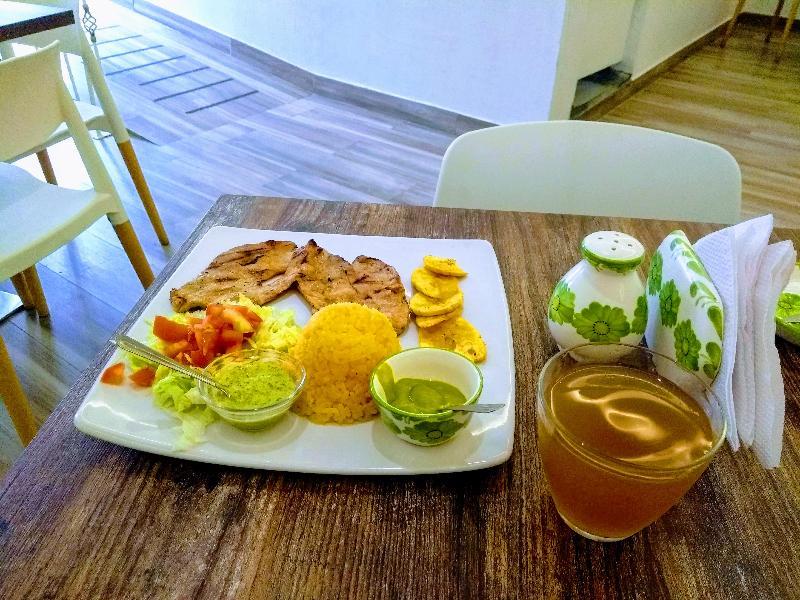 Hotel Veler Restaurante 메딜린 외부 사진